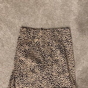 Brandy Melville OS cheetah print skirt